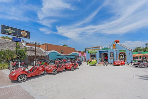Beach Terrace on Siesta Apartment in Siesta Beach