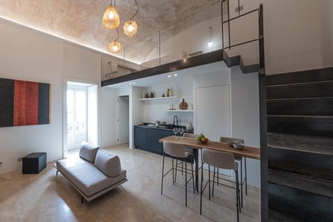 Kitchen or kitchenette, Living room