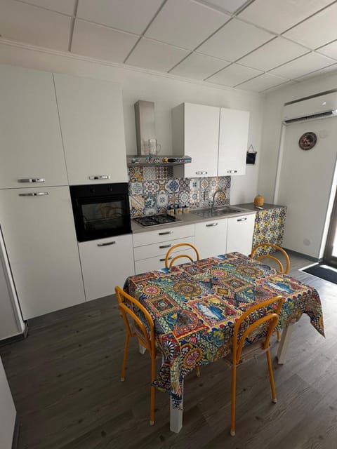 Kitchen or kitchenette, kitchen