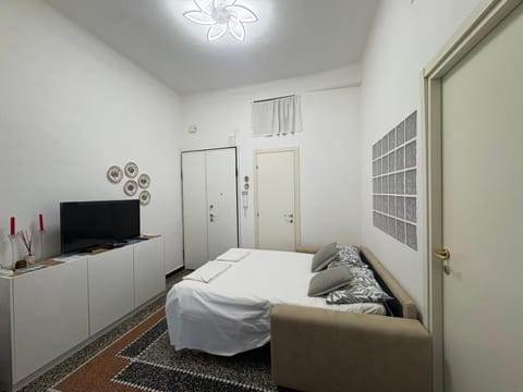 APARTMENT KATE on the PORT Apartment in Genoa