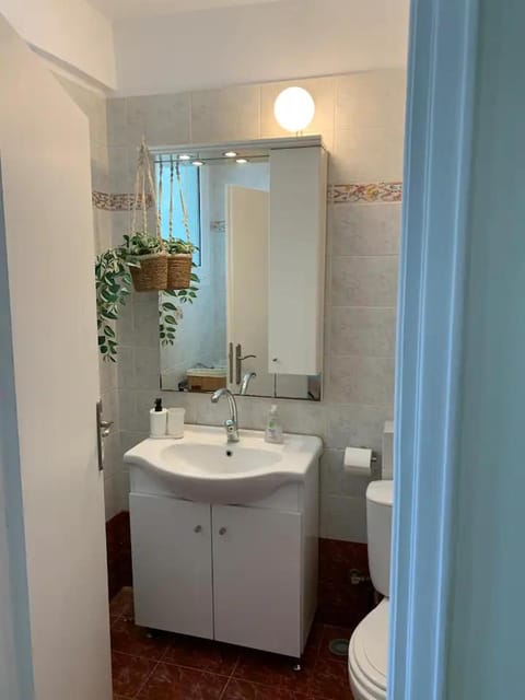 Apartment near Piraeus port Apartment in Pireas