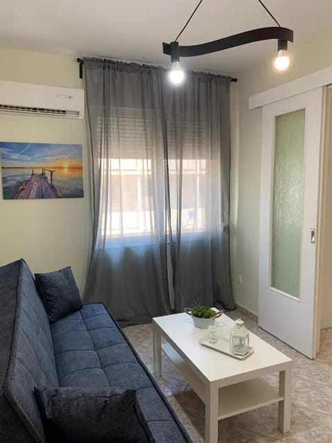 Apartment near Piraeus port Apartment in Pireas