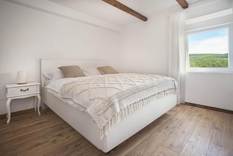 Bed, Natural landscape, Bedroom