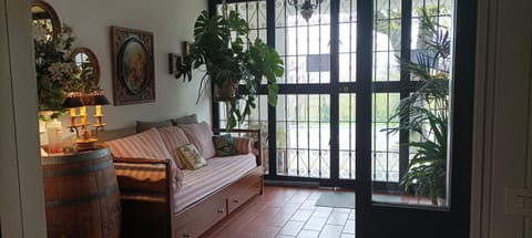 Seating area