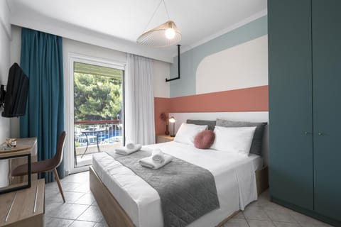 Beachfront Oasis by Luxlikehome House in Halkidiki