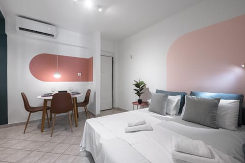 Beachfront Oasis by Luxlikehome House in Halkidiki