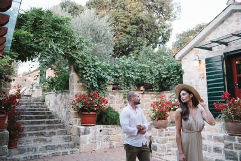 Property building, Spring, Day, People, Garden, Garden view