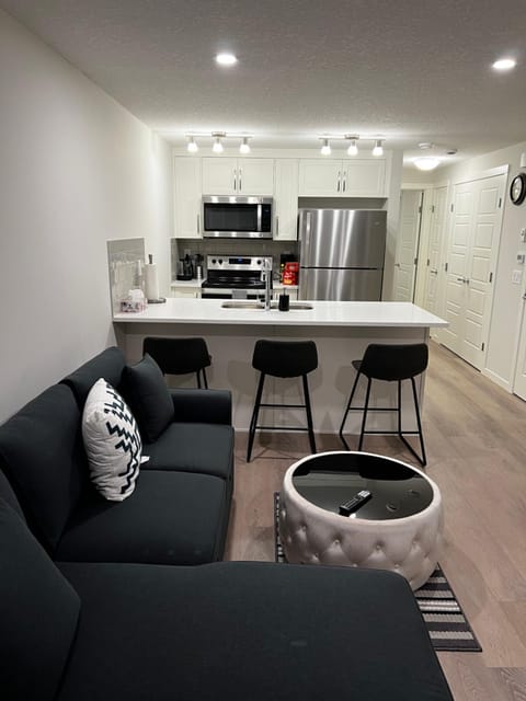 Living room, Seating area, Dining area, minibar