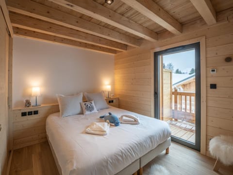 Duplex 125m² pied des pistes avec PARKING, 4 chambres - FR-1-645-70 Apartment in Huez