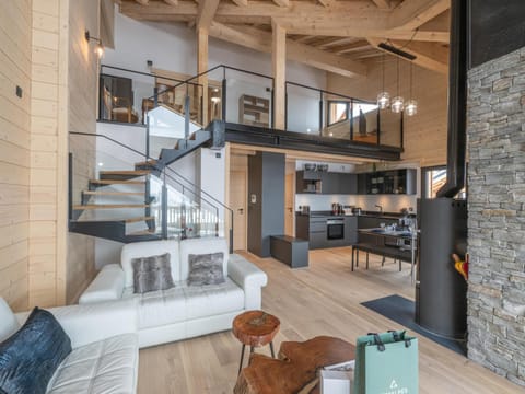 Duplex 125m² pied des pistes avec PARKING, 4 chambres - FR-1-645-70 Apartment in Huez