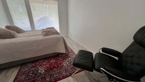 Upea ja hyvin varusteltu paritalohuoneisto lähellä merenrantaa Apartment in Uusimaa