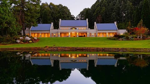 Facade/entrance, Lake view