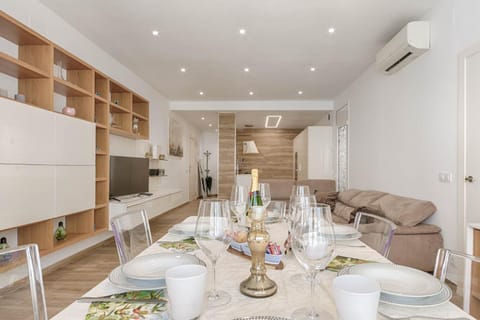 TV and multimedia, Dining area