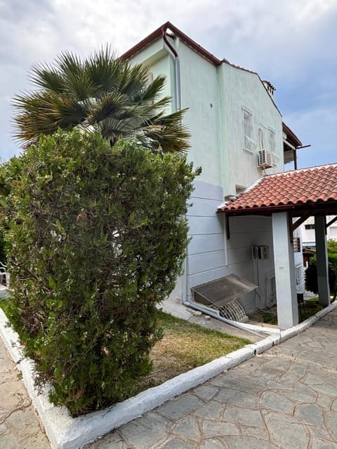 Sunny House Hanioti Apartment in Halkidiki