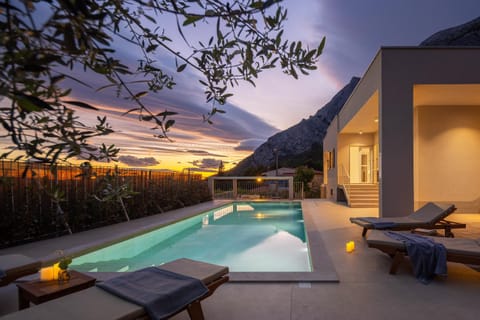 Landmark view, Mountain view