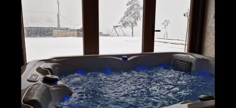 Villa, Vikendica - Sunny Hill - jacuzzi, sauna Villa in Federation of Bosnia and Herzegovina