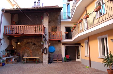 Patio, Internal: Not applicable to any particular room