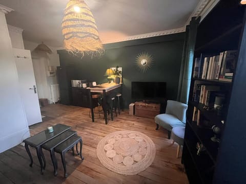 Bel Apt châteaux de Vincennes Apartment in Vincennes