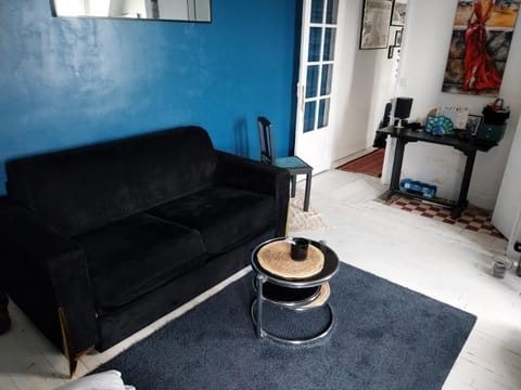 Beau studio à Fontenay sous bois Apartment in Paris