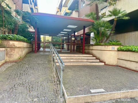 Property building, Day