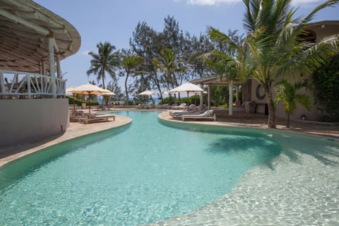 Day, On site, Swimming pool, Swimming pool
