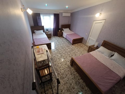 Bedroom, hair dresser, towels