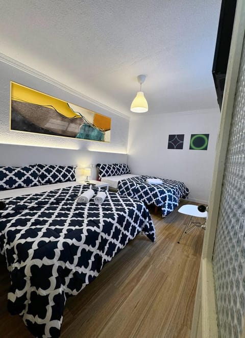 View (from property/room), Other, Photo of the whole room, Bedroom, Text overlay