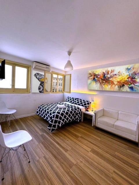 Living room, Lounge or bar, Photo of the whole room