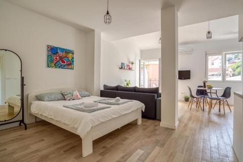 Magi-Family Rooftop Apartment Budva Apartment in Budva