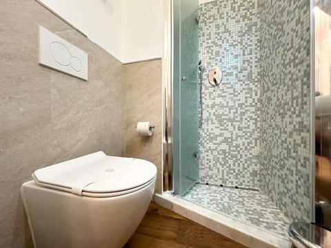 Golden Luxe - Modern Apartment next the beach Apartment in Viareggio