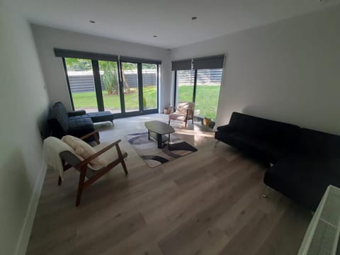 Gorey Private Lodging & Holiday Mansion Apartment in Wicklow, Co. Wicklow, Ireland