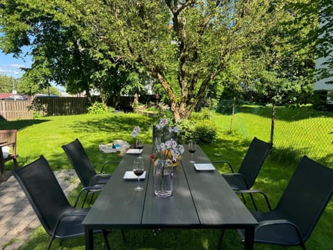 Property building, Garden