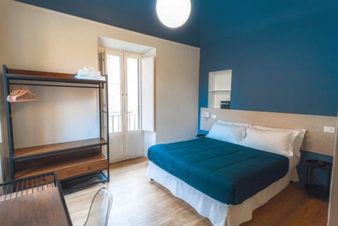 Shower, Bed, Bathroom, Photo of the whole room, Bedroom, bidet, hair dryier, heating, internet, safe, towels, wardrobe, air conditioner