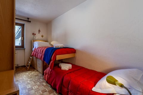 MAISON MOULIN - Relax e vista Montagna - LA THUILE 0107 Apartment in La Thuile