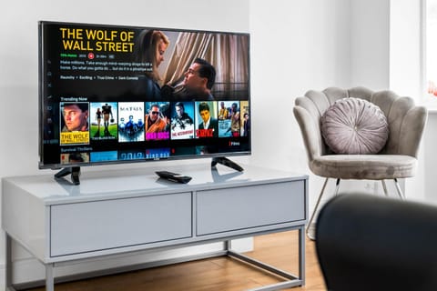 Communal lounge/ TV room, TV and multimedia, Living room