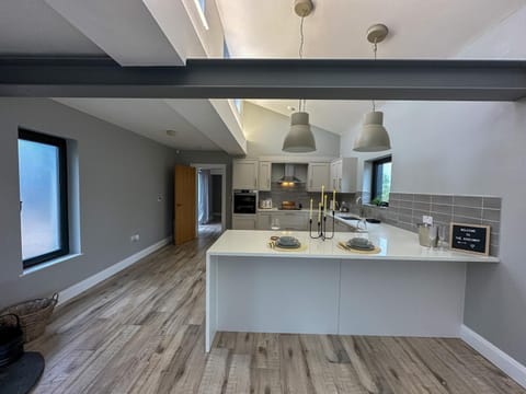 The Hideaway - Luxury Country Retreat Villa in Northern Ireland