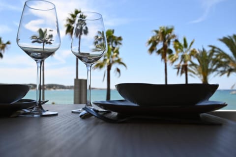 Duplex de charme en bord de mer Apartment in Sanary-sur-Mer