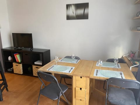 Grand logement 5 min de Paris Apartment in Aubervilliers
