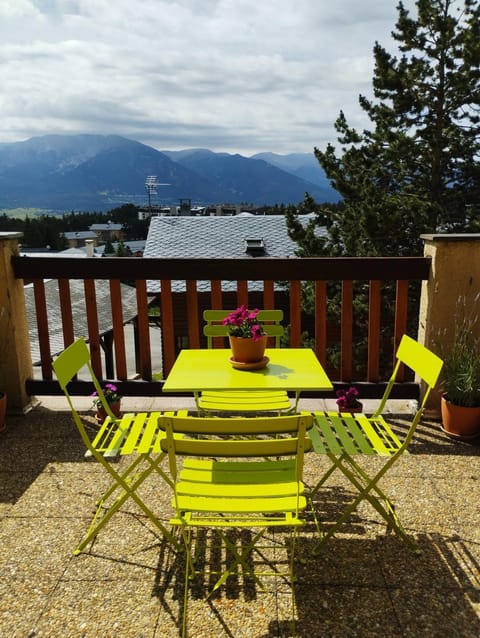 Natural landscape, Balcony/Terrace, Mountain view
