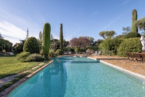 Property building, Living room, Swimming pool