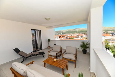 Downtown Apartments Maar Apartment in Trogir