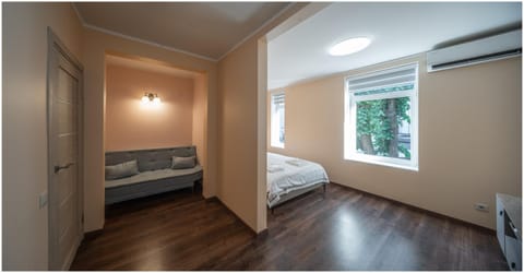 Bed, Photo of the whole room, Bedroom, air conditioner
