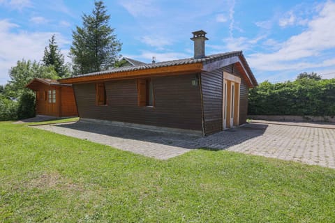 Property building, Garden, Garden view