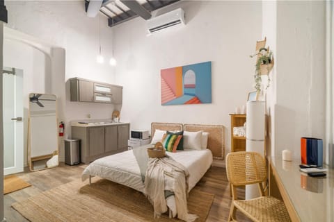 Kitchen or kitchenette, Living room, Photo of the whole room, oven