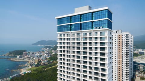Property building, Sea view