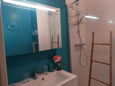 Nausicaa T2 climatisé piscine - Axelle Loc'Appart Apartment in Mandelieu-La Napoule