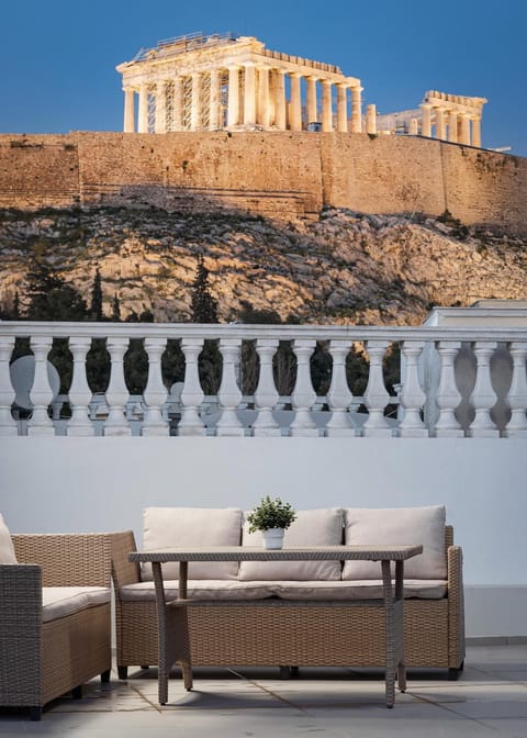 View (from property/room), Balcony/Terrace, Seating area