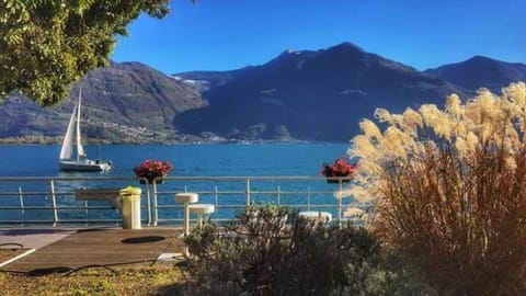 Nearby landmark, Lake view