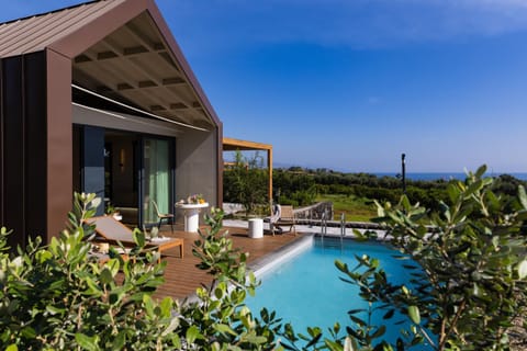 Property building, Patio, Pool view