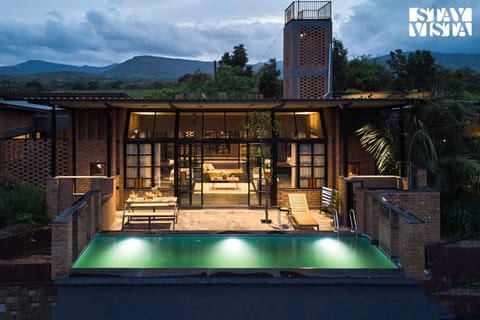 Property building, Swimming pool